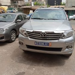 Toyota Fortuner 2015