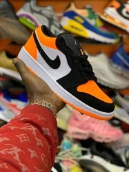 Baskets Jordan One