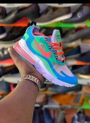 Baskets Nike 270