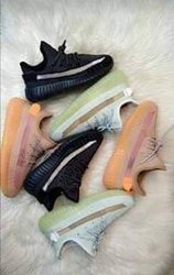 Chaussures Adidas Yeezy
