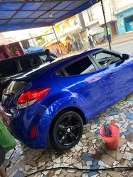 Hyundai Veloster 2012