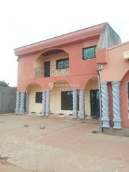 Vente Immeuble 7 Pièces 500 m² - Yaoundé