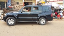 Mitsubishi Montero 2006