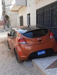 Hyundai Veloster 2012