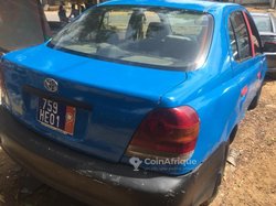 Toyota Echo 2005