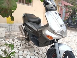 Scooter VXR Moteur 200 venant