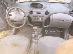 Toyota Echo 2000
