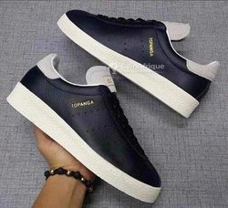 Chaussures Adidas Topanga