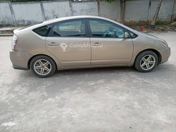 Toyota Prius V 2006