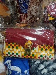 Sac en bandoulière en pagne 