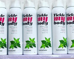 Mousse de massage Tickle my body