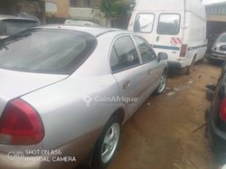 Mitsubishi Carisma 2002