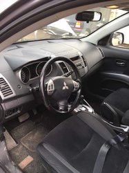 Mitsubishi Outlander 2009