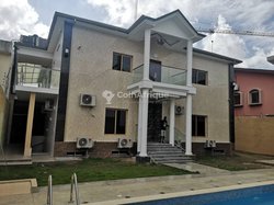 Vente Villa 17 pièces - Cocody Angré 7e Tranche