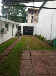 Vente Villa basse 4 pièces 313 m² - Cocody cité des arts