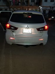 Mitsubishi Outlander 2009