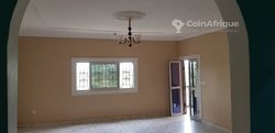 Location Appartement 4 pièces - Yaoundé 