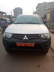 Mitsubishi L 200 2015