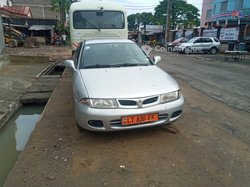 Mitsubishi Carisma 2002