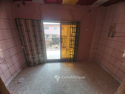 Location appartement  4 pièces  - Biyem-assi
