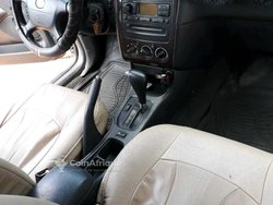 Toyota Avensis Berline 2002