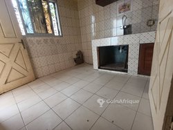 Location appartement 4 pièces - Nkomo