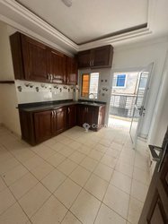 Location  appartement- Odza 