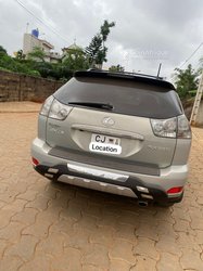 Location Lexus 330 