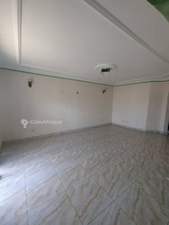 Location appartement 4 pièces - Odza 
