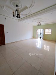 Location appartement 3 pièces - Odza