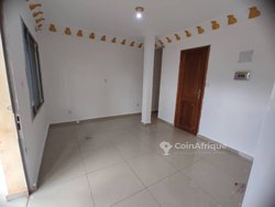 Location appartement 3 pièces - Yaoundé
