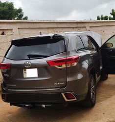 Toyota Highlander Hybrid 2019
