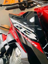 Honda Twister 250C 2025
