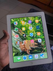 iPad  – 64 Gb