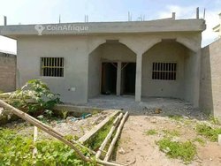 Vente villa inachevée 4 pièces - Fidjrossè Togbin