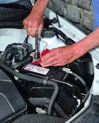 Diagnostic et réparation systèmes électriques de voiture