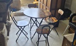 Ensemble table + 4 chaises pliables