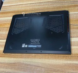 PC Gigabyte Aorus 17x azg core i9 14th gen   