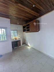 Location chambres 3 pièces - Yaoundé