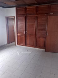 Location villa duplex 6 pièces - Deido