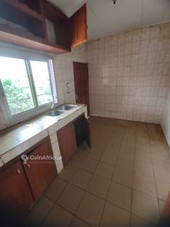 Location appartement 7 pièces - Yaoundé Bastos