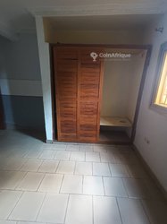 Location appartement 8 pièces - Yaoundé bastos