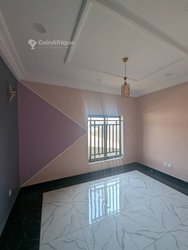 Location appartement 3 pièces - Odza