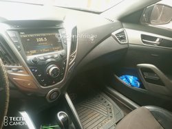 Hyundai Veloster 2013