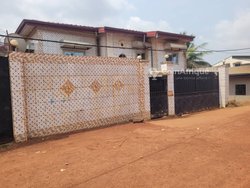 Vente villa duplex 12 pièces - Yaoundé