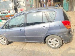 Toyota Corolla Verso 2004 