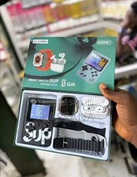 Pack game boy et smartwatch