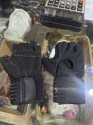 1 paire de gants sport