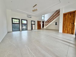 Vente Duplex Haut Standing 