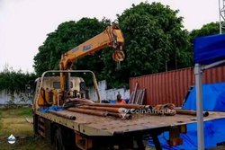 Location de camion grue plateau 